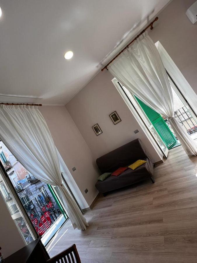 A Casa E Mamma' Apartment Наполи Екстериор снимка