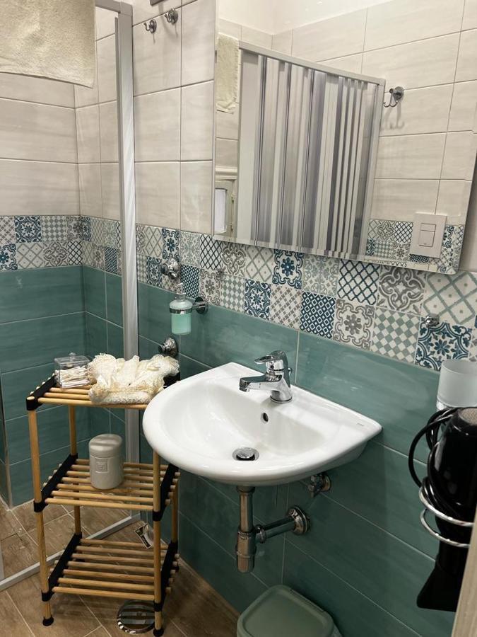 A Casa E Mamma' Apartment Наполи Екстериор снимка